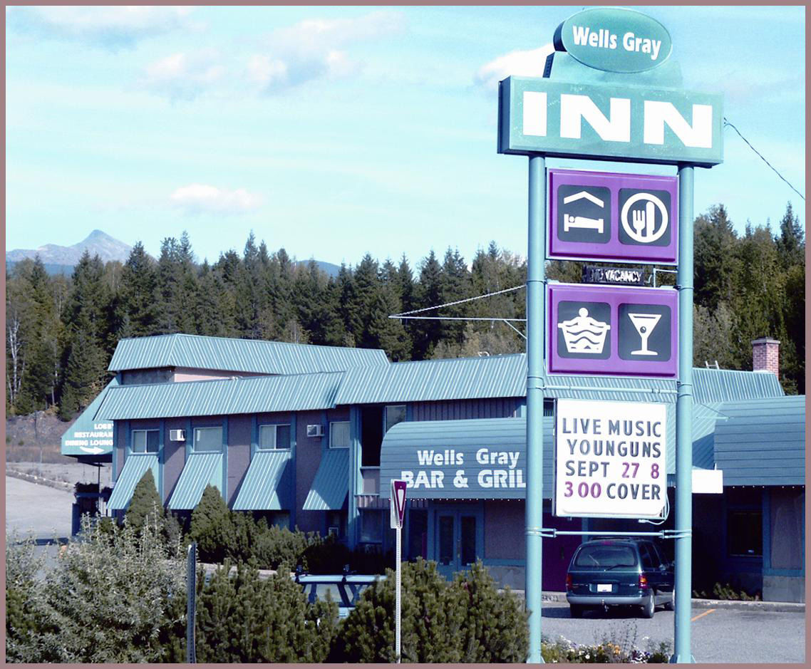 Wells Gray Inn Clearwater Εξωτερικό φωτογραφία
